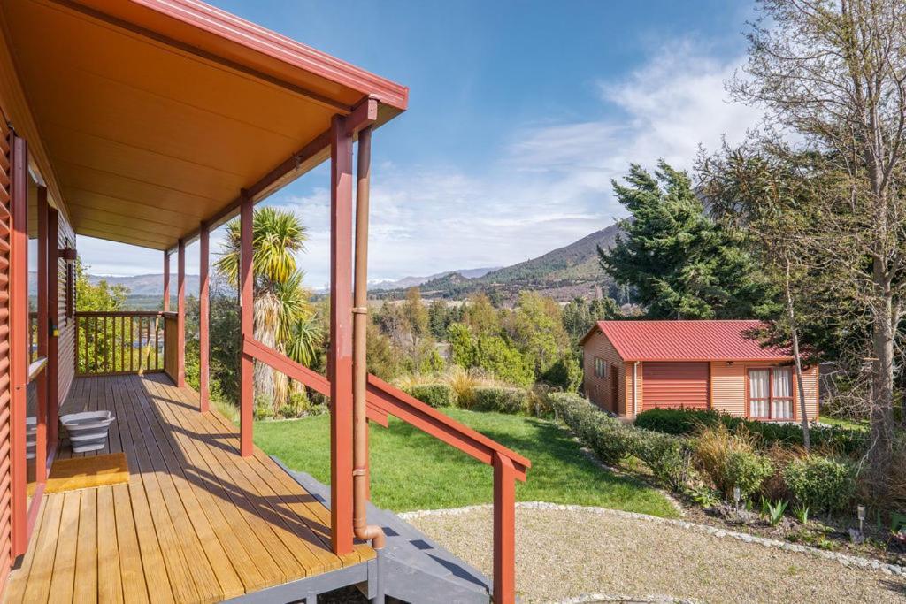 Korimako Ridge - Lake Hawea Holiday Home Eksteriør bilde
