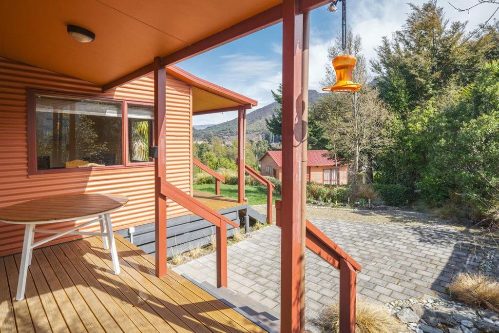 Korimako Ridge - Lake Hawea Holiday Home Eksteriør bilde