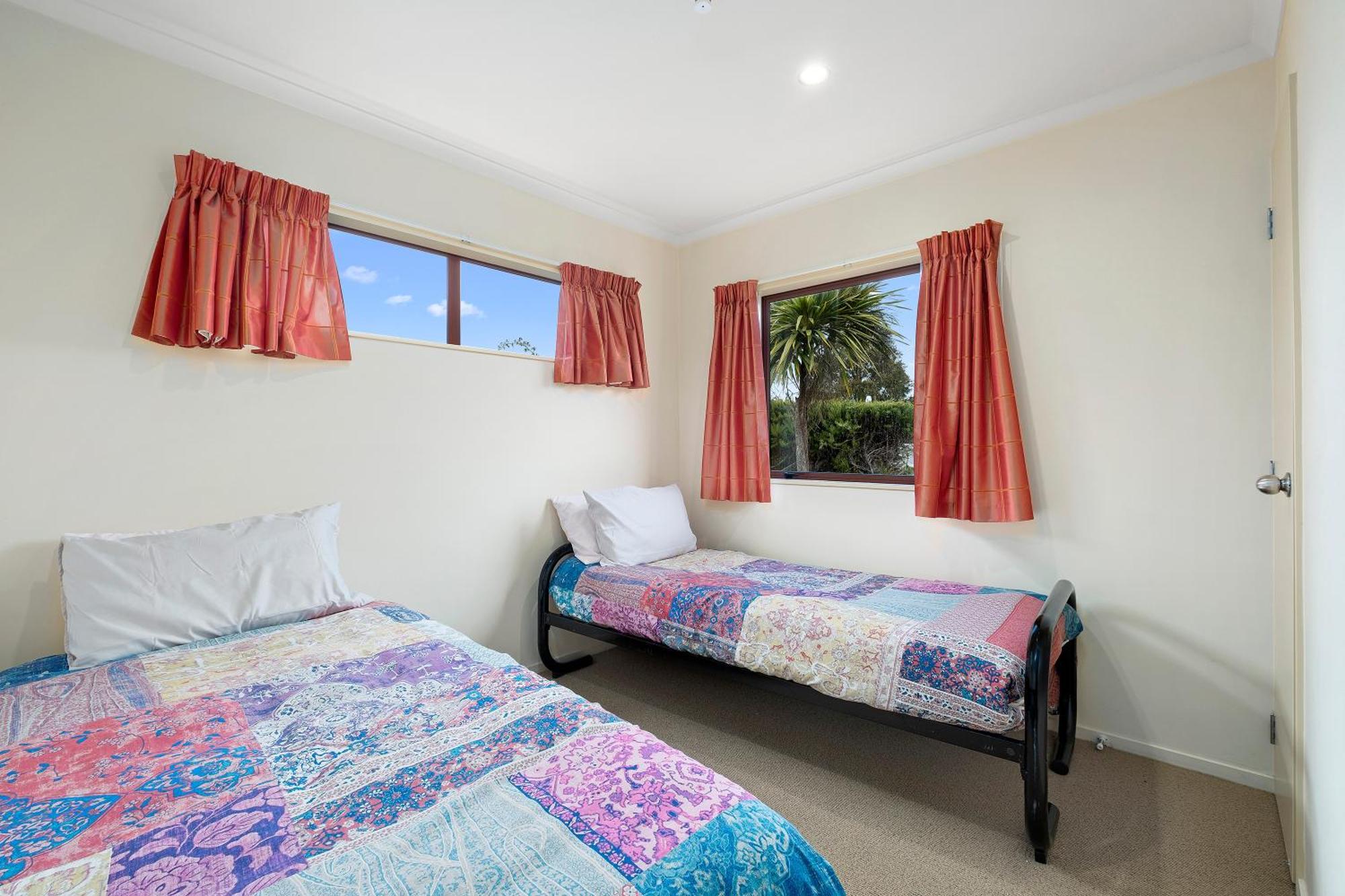 Korimako Ridge - Lake Hawea Holiday Home Eksteriør bilde