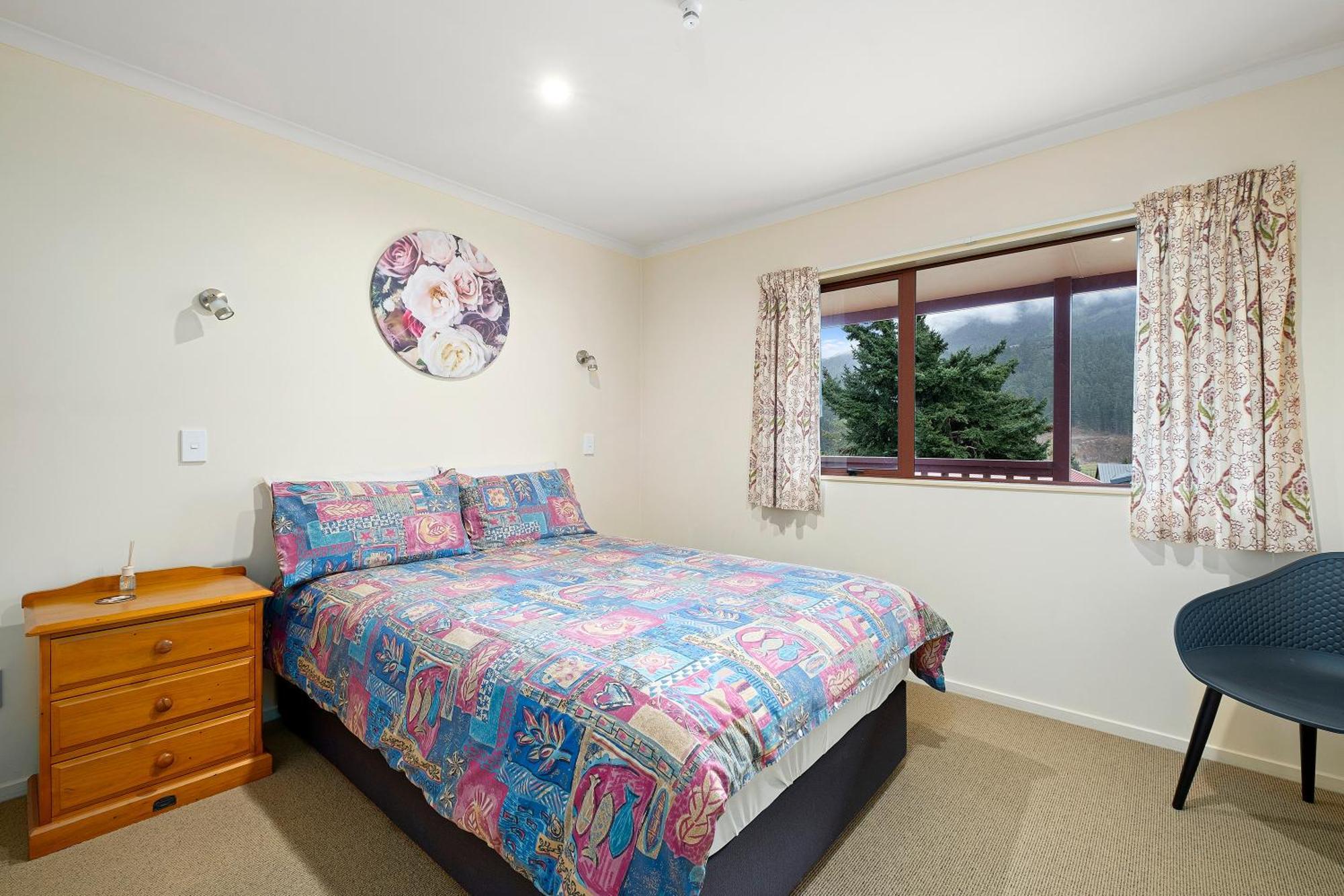 Korimako Ridge - Lake Hawea Holiday Home Eksteriør bilde